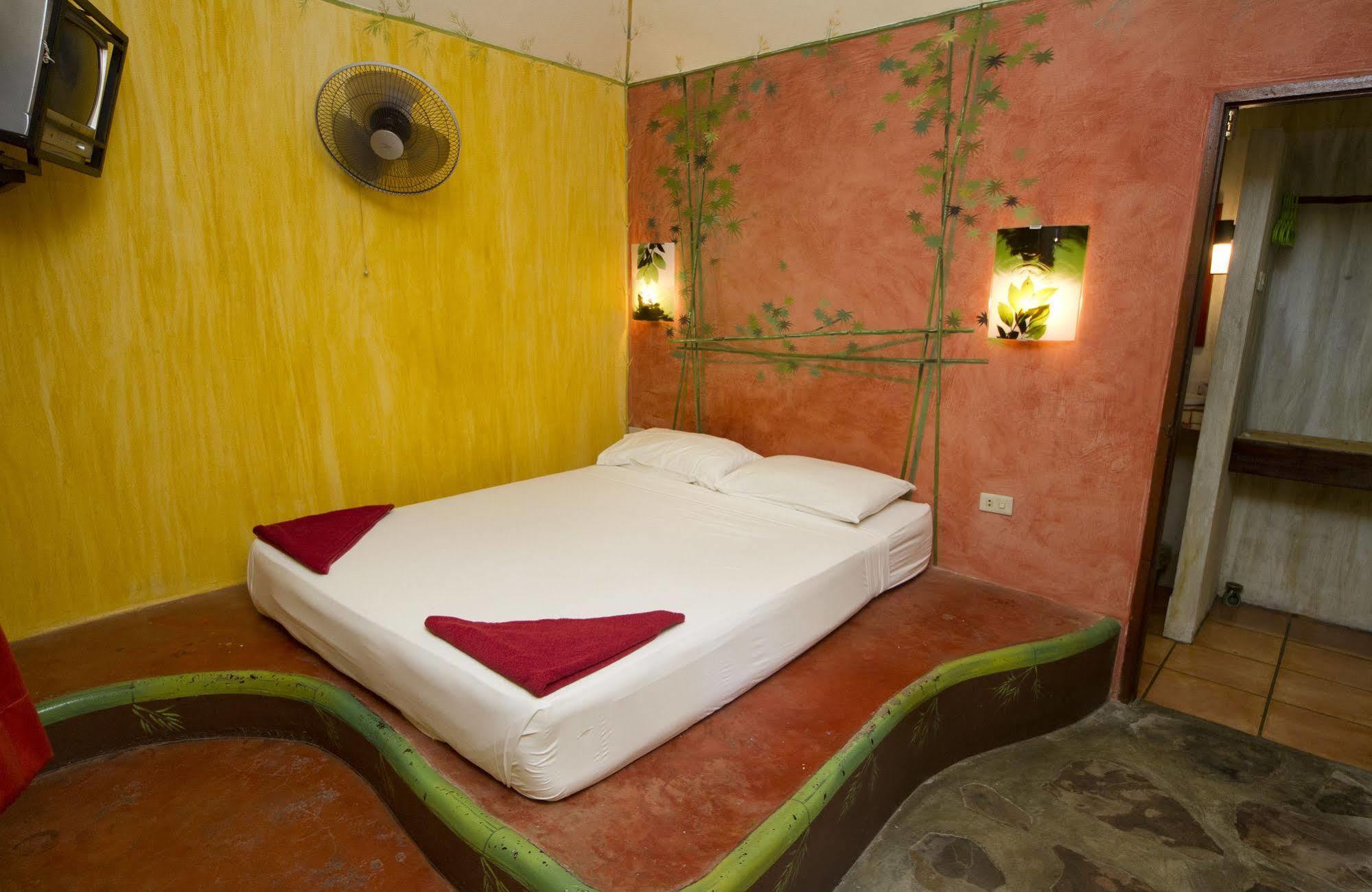 CACTUS BUNGALOW |  | BOPHUT, THAILAND | SEASON DEALS FROM $39